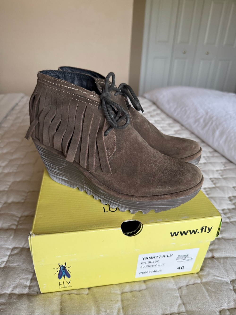 Fly London Yank774 olive brown suede fringe boot size size 40EU or 9 US